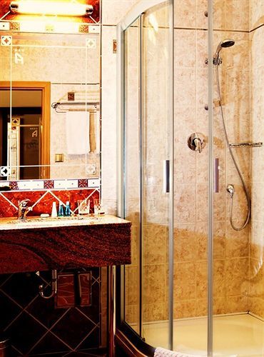 U Divadla - Czech Leading Hotel Praga